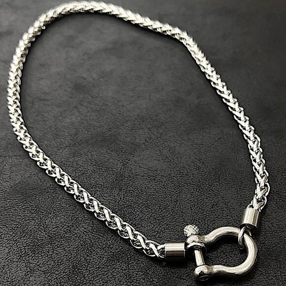 Horseshoe Silver Statement Choker Necklace, Horse D Ring - Picture 3 of 3